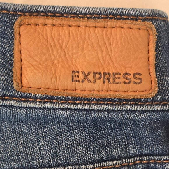 Express Women's Embroidered and Sequenced Mid-Rise Stretch Denim Leggings - Picture 4 of 9